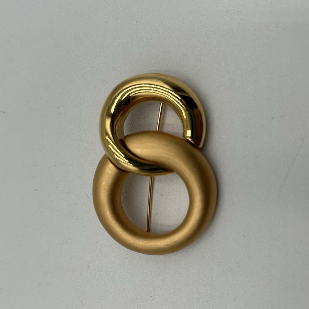 Vintage Signed MONET Brooch Pin Gold Tone Interlocking Circles 2"